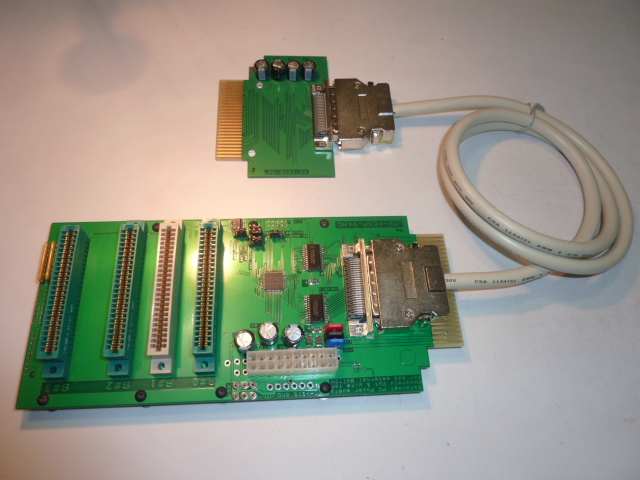 LPE-4EXP-V3SC 100 �. Cable SCSI-II 20 � (Opcional). Tarjeta LPE-SCSI-V1 20 � (Opcional)